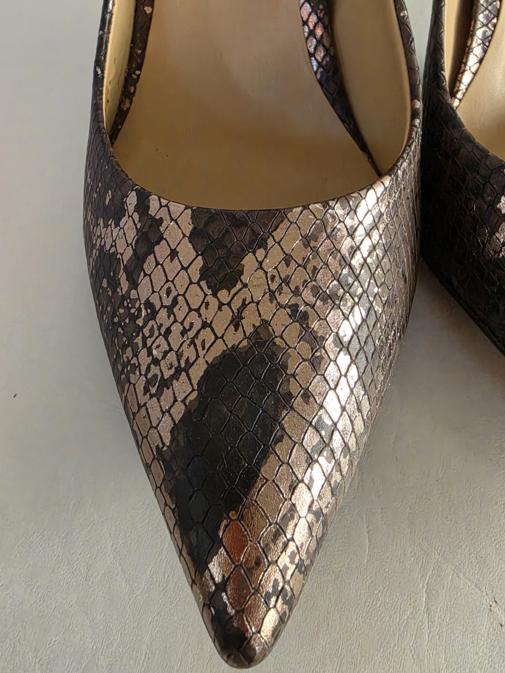 Naturalizer - BNWOT Metallic Snake-Print Pointed Toe Pumps - Picture 3 of 7
